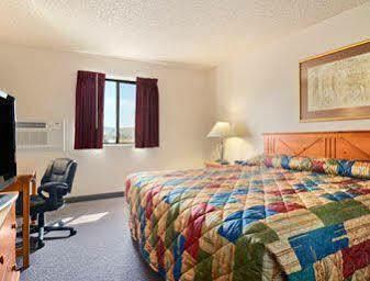 Super 8 By Wyndham Bozeman Hotel Exterior foto